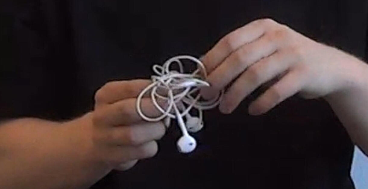 Untangling EarPods